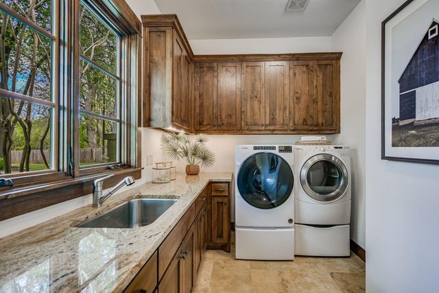 1707 River Hills RD B & C, Austin, TX 78733