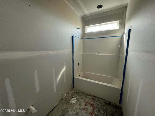 400 Creeks Edge Drive, Pikeville, NC 27863