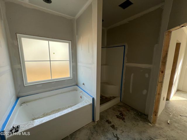 400 Creeks Edge Drive, Pikeville, NC 27863