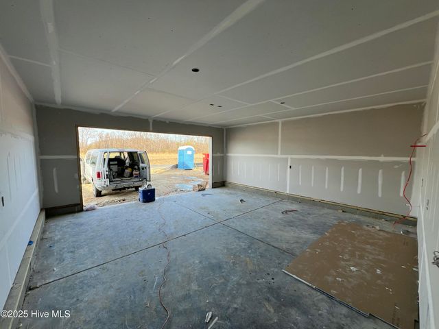 400 Creeks Edge Drive, Pikeville, NC 27863