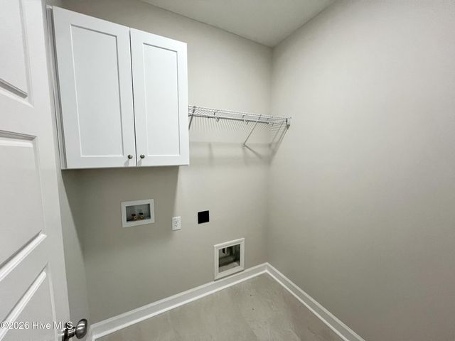 400 Creeks Edge Drive, Pikeville, NC 27863