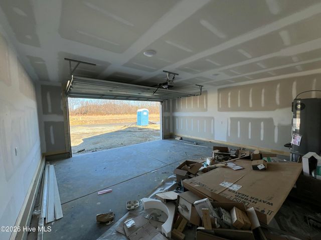 400 Creeks Edge Drive, Pikeville, NC 27863