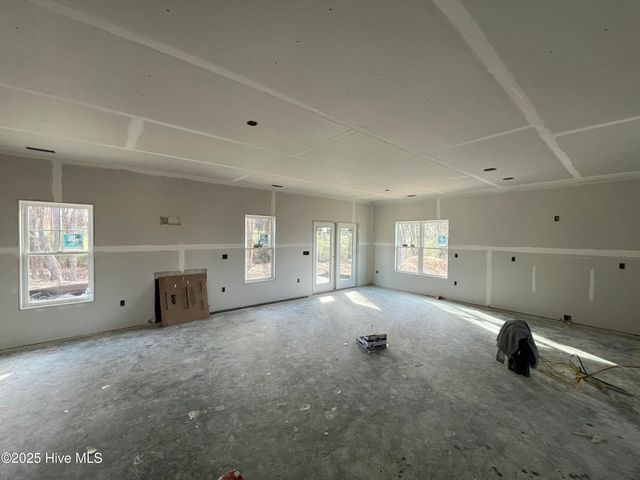 400 Creeks Edge Drive, Pikeville, NC 27863