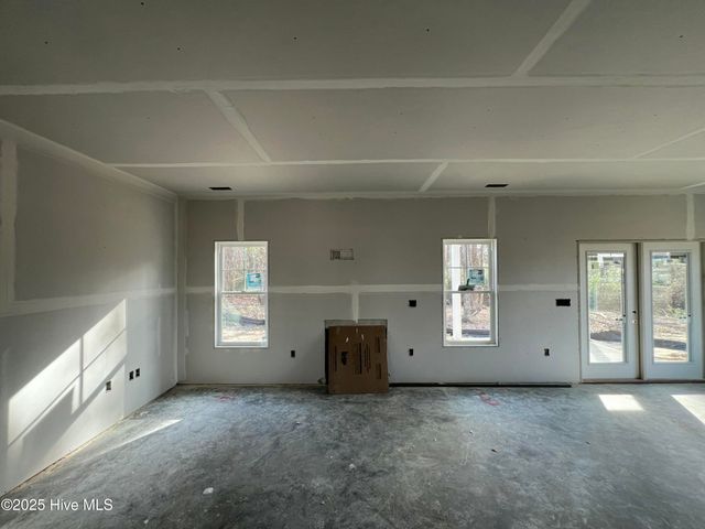 400 Creeks Edge Drive, Pikeville, NC 27863