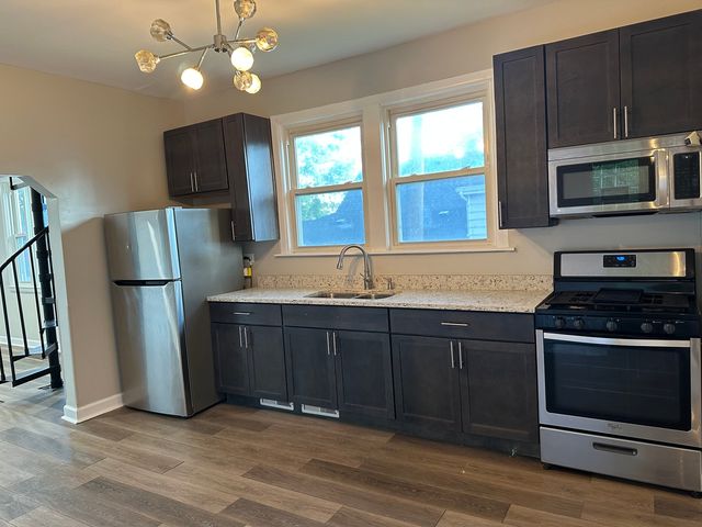 11944 S Calumet Avenue, Chicago, IL 60628