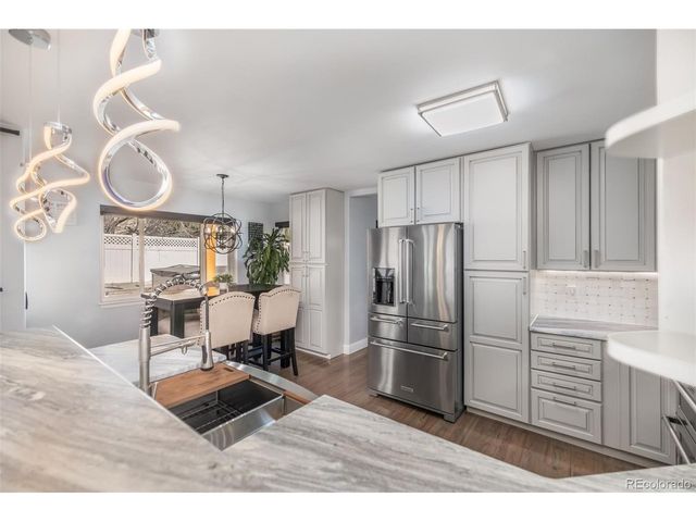 752 Brookside Dr, Longmont, CO 80504