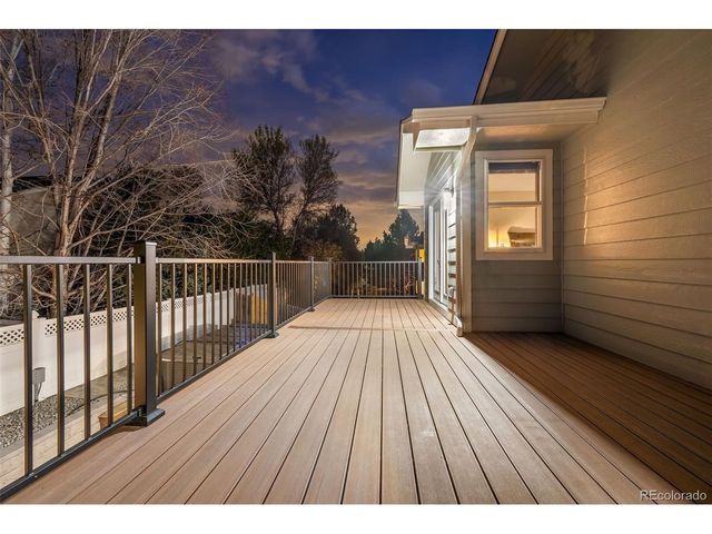 752 Brookside Dr, Longmont, CO 80504