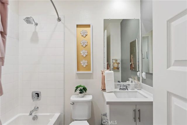 19547 Cardigan, Northridge, CA 91324