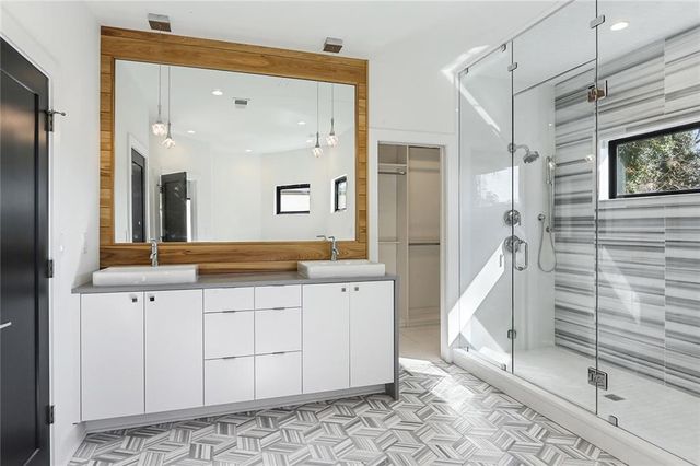 2985 Lookout Place NE, Atlanta, GA 30305