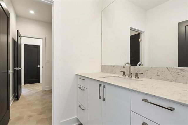 2985 Lookout Place NE, Atlanta, GA 30305