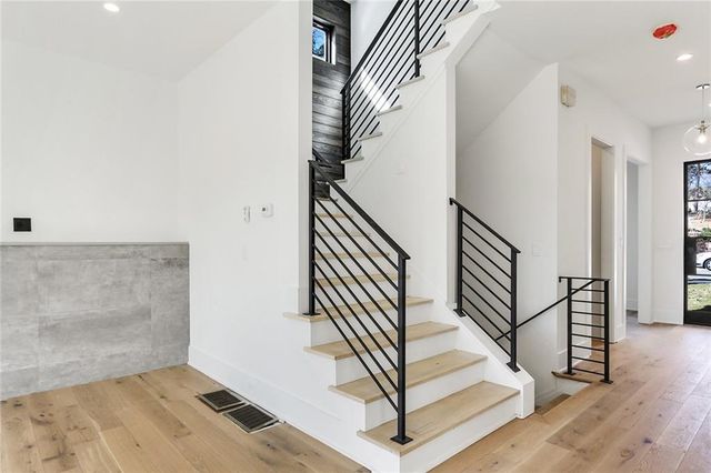 2985 Lookout Place NE, Atlanta, GA 30305