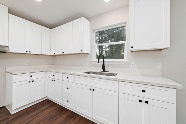 631 Humbird, Cleveland, TX 77328