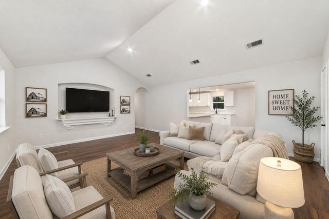 631 Humbird, Cleveland, TX 77328