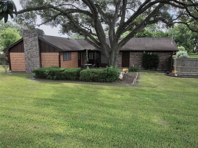 604 Berwick, Victoria, TX 77904
