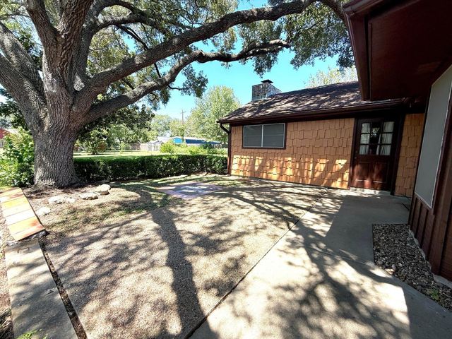 604 Berwick, Victoria, TX 77904