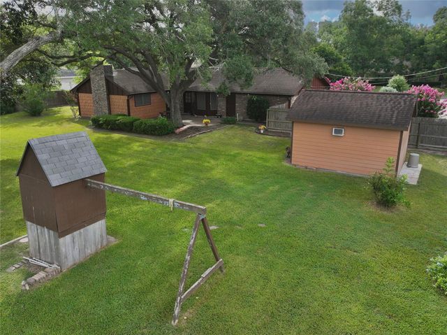 604 Berwick, Victoria, TX 77904