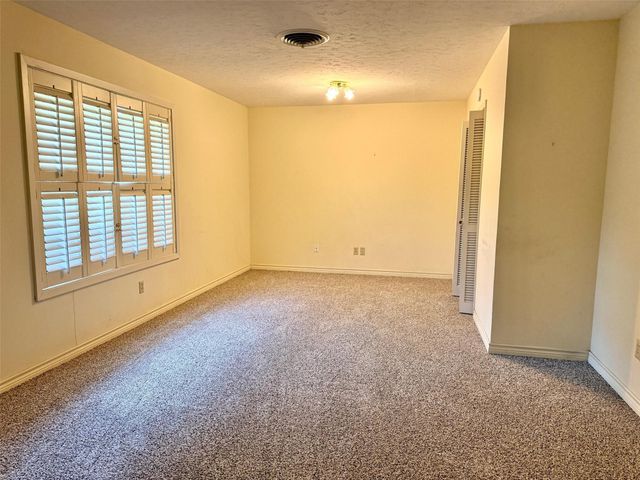 604 Berwick, Victoria, TX 77904