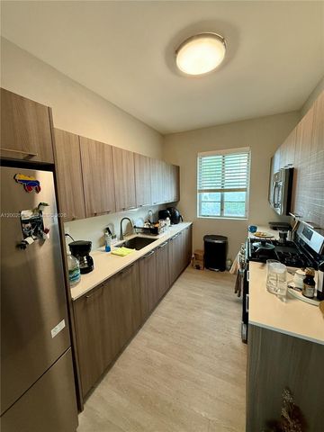 760 Lenox Ave 1, Miami Beach, FL 33139