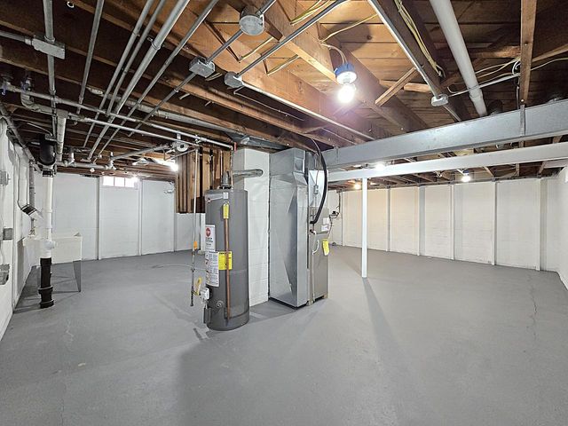 3703 S 21st STREET, Milwaukee, WI 53221