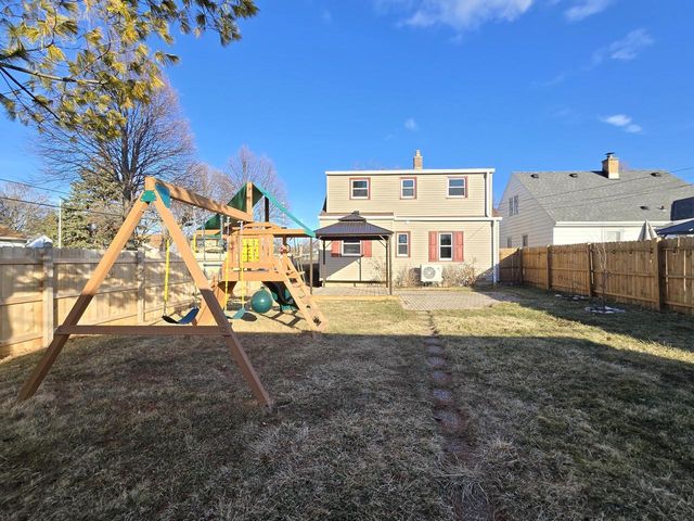 3703 S 21st STREET, Milwaukee, WI 53221