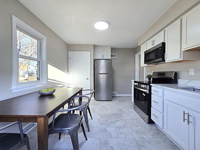 3703 S 21st STREET, Milwaukee, WI 53221