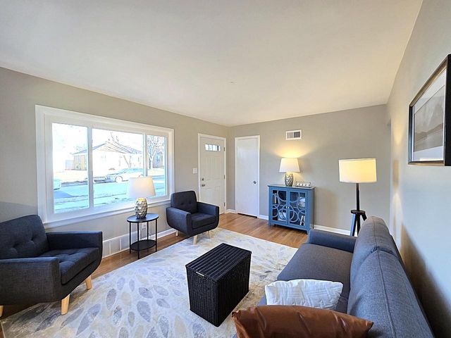 3703 S 21st STREET, Milwaukee, WI 53221