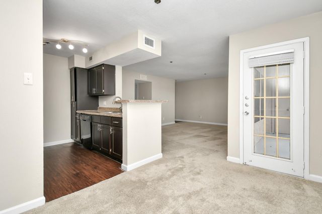 1201 Enterprise Avenue 640, League City, TX 77573
