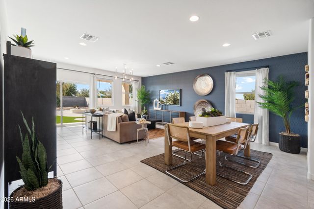 1561 E CURRIER Drive E, Casa Grande, AZ 85122
