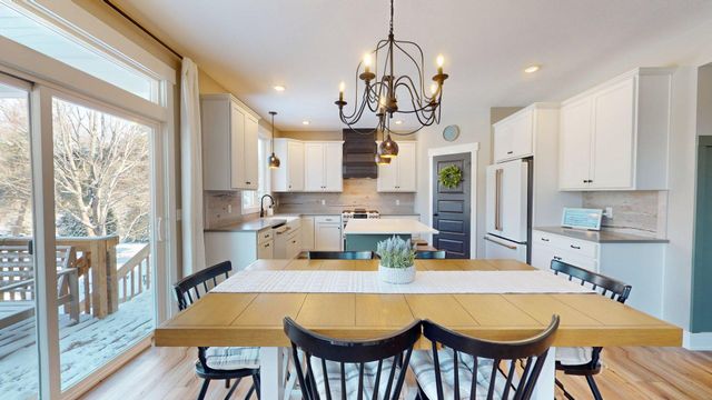 5517 Stanton Woods Drive, Blendon Twp, MI 49426