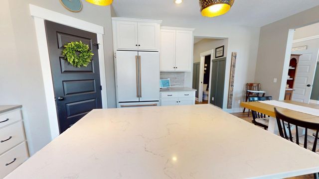 5517 Stanton Woods Drive, Blendon Twp, MI 49426