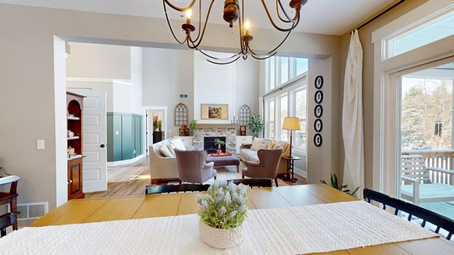 5517 Stanton Woods Drive, Blendon Twp, MI 49426