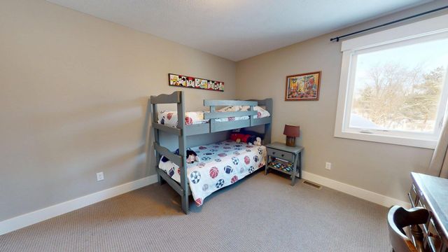 5517 Stanton Woods Drive, Blendon Twp, MI 49426