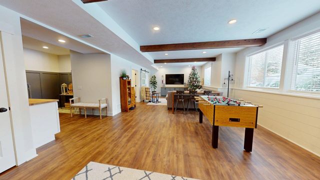 5517 Stanton Woods Drive, Blendon Twp, MI 49426