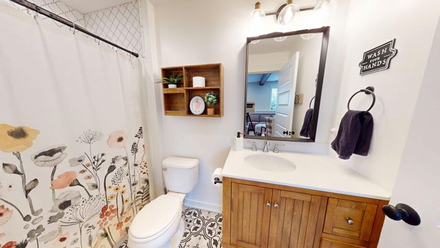 5517 Stanton Woods Drive, Blendon Twp, MI 49426