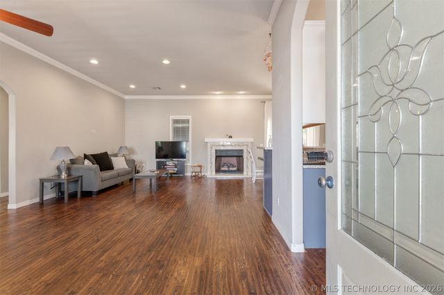 11519 S Nandina Avenue, Jenks, OK 74037