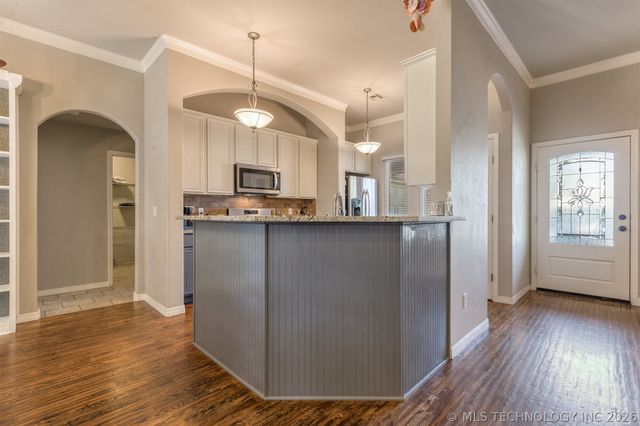 11519 S Nandina Avenue, Jenks, OK 74037