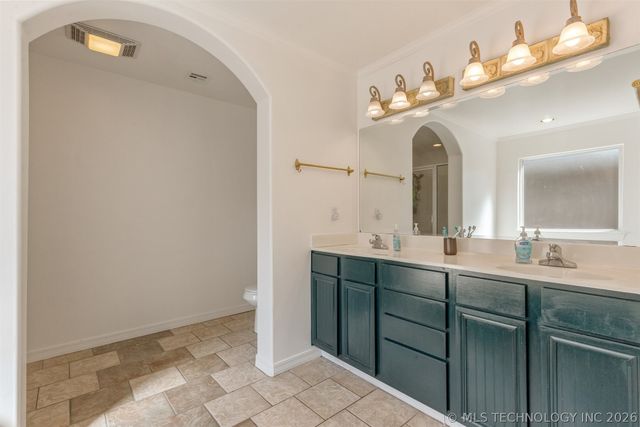 11519 S Nandina Avenue, Jenks, OK 74037