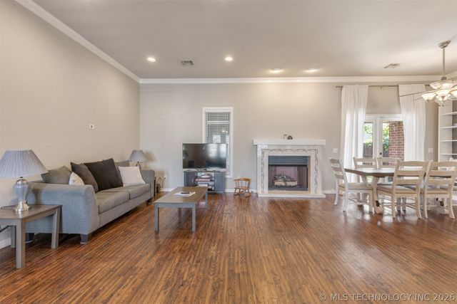 11519 S Nandina Avenue, Jenks, OK 74037