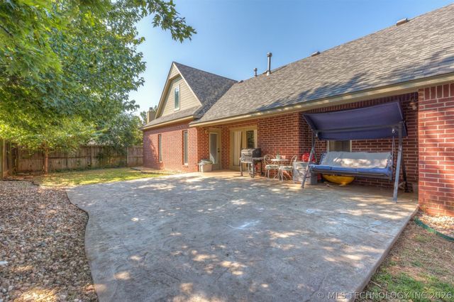 11519 S Nandina Avenue, Jenks, OK 74037
