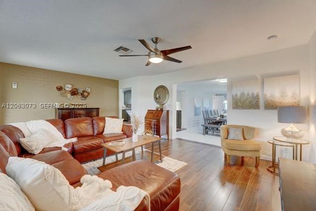 112 NE 10th Ave 0, Pompano Beach, FL 33060
