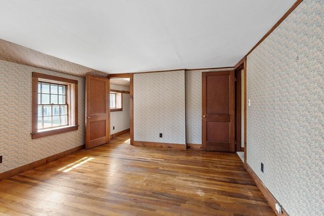 185 Main St, Chelmsford, MA 01863