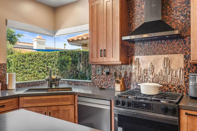77696 Westbrook Court, Palm Desert, CA 92211