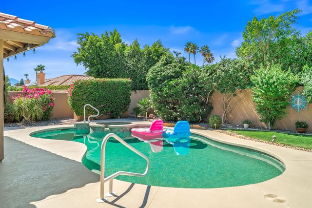 77696 Westbrook Court, Palm Desert, CA 92211