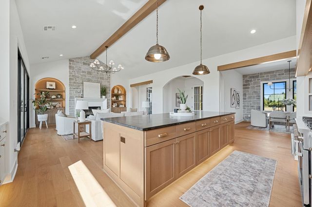 16691 W Hickory St, Goddard, KS 67052