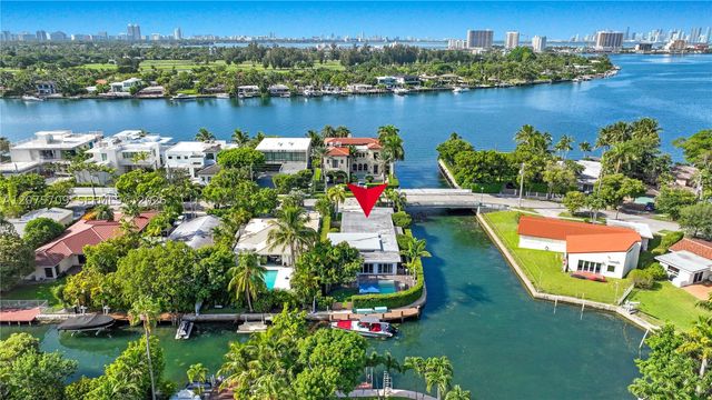 1885 Daytonia Rd, Miami Beach, FL 33141