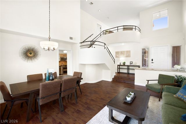 5046 Crooked Stick Way, Las Vegas, NV 89113
