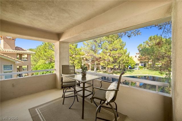 5046 Crooked Stick Way, Las Vegas, NV 89113