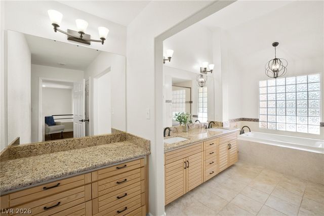 5046 Crooked Stick Way, Las Vegas, NV 89113