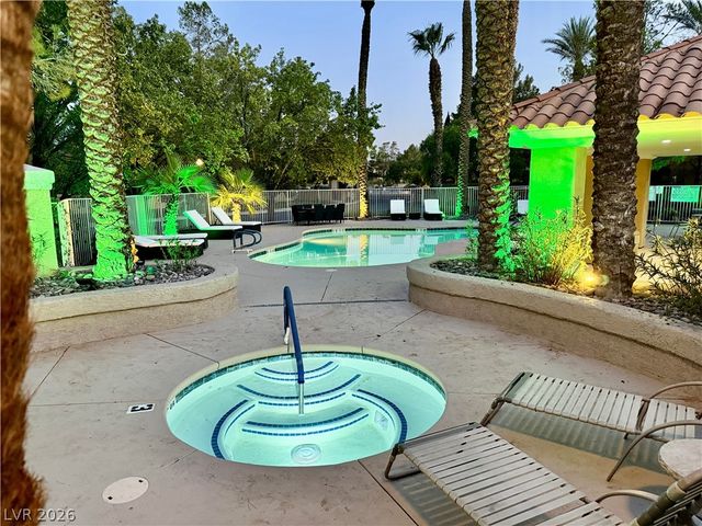 5046 Crooked Stick Way, Las Vegas, NV 89113