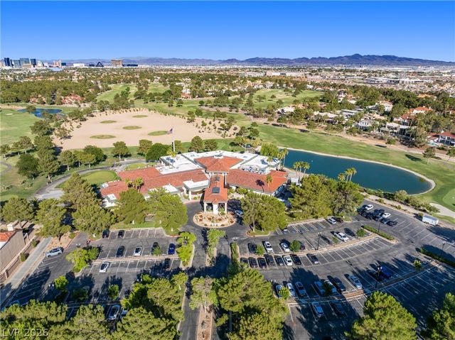 5046 Crooked Stick Way, Las Vegas, NV 89113